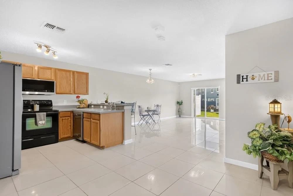 12640 SOMERSET OAKS 4