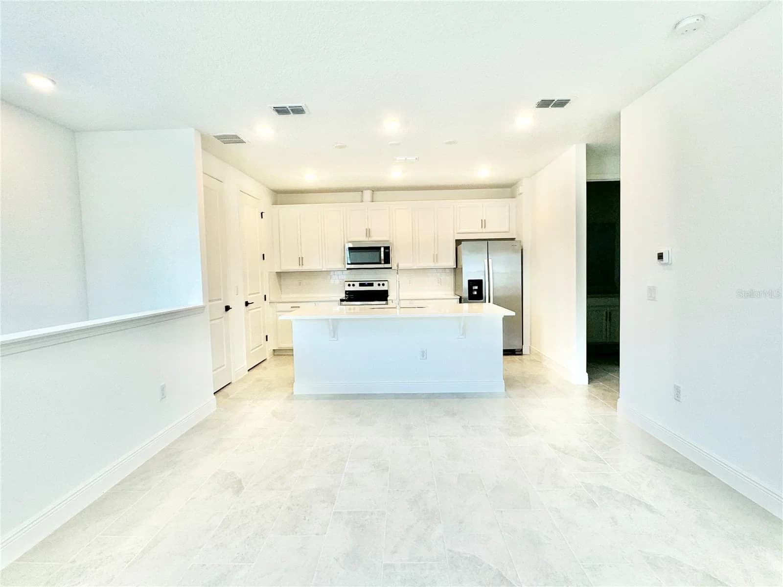9629 SARAMAGO, Orlando, FL 32827 3