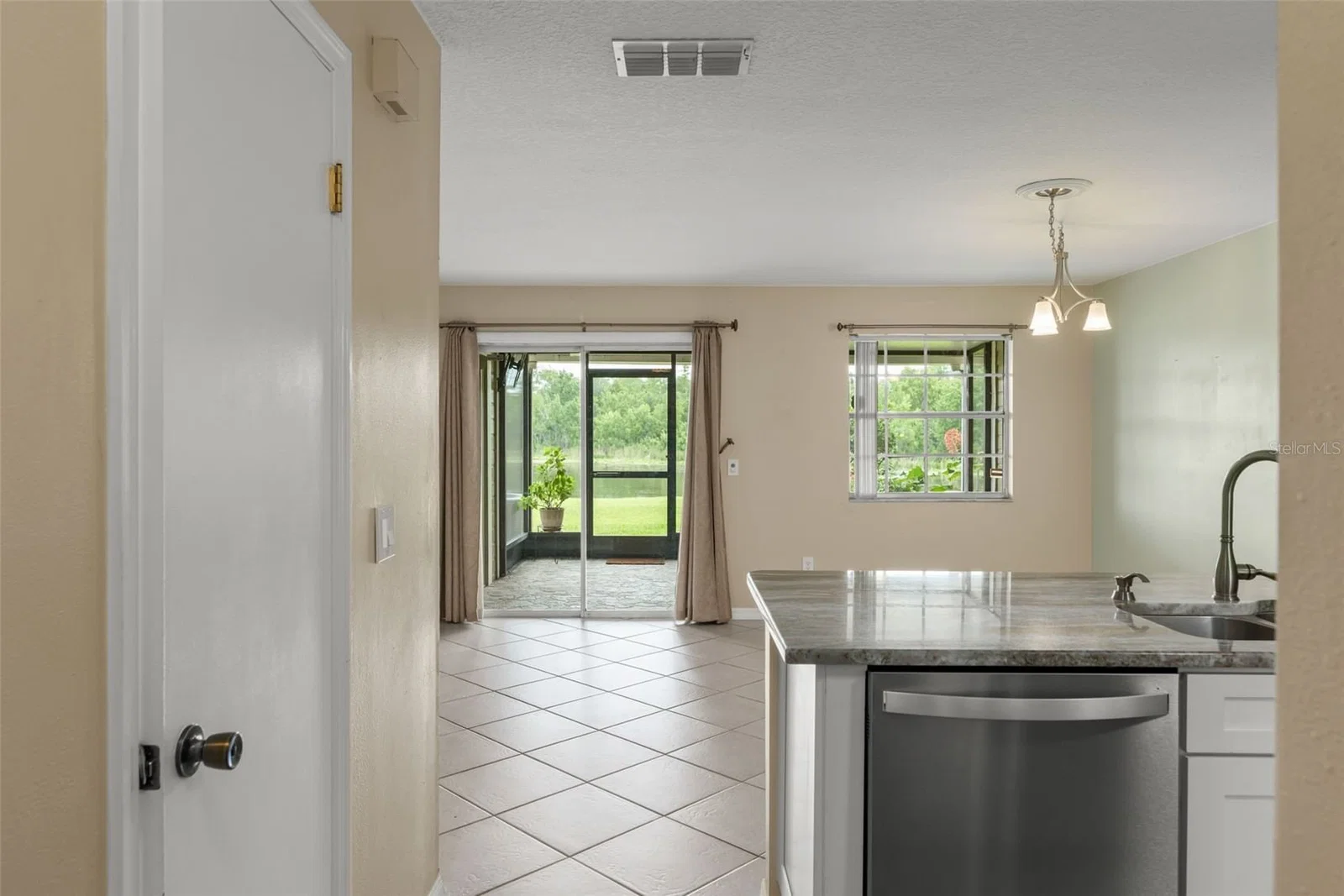11715 WINDBOURNE 4