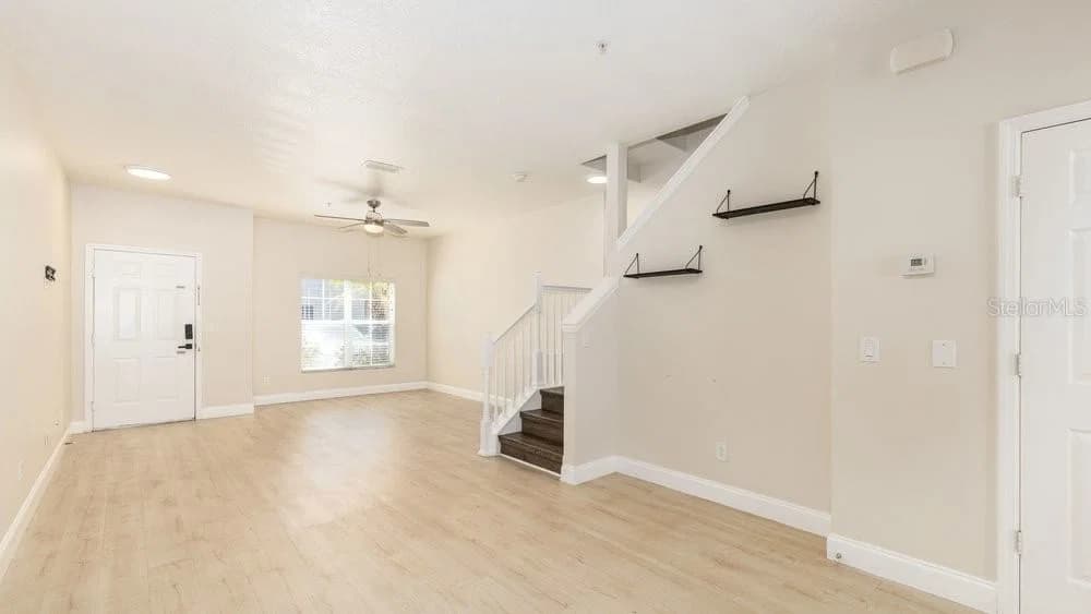 10020 REGENT PARK 4