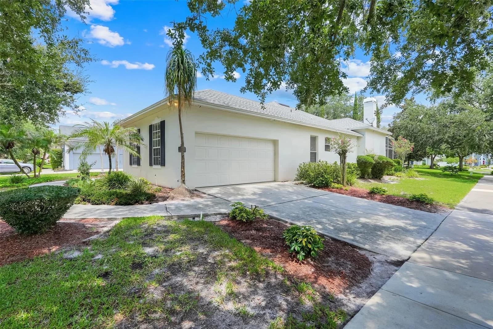 8003 BELSHIRE, Orlando, FL 32835 2