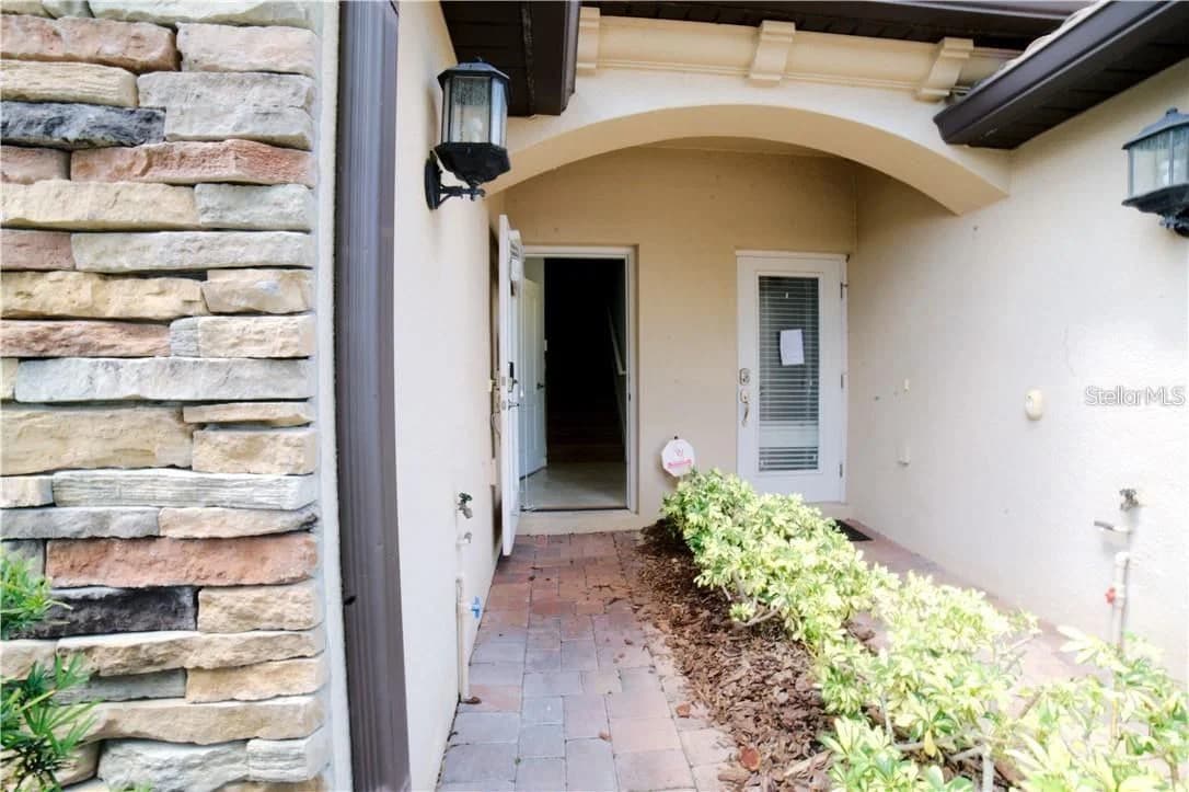 1251 LONG COVE 2