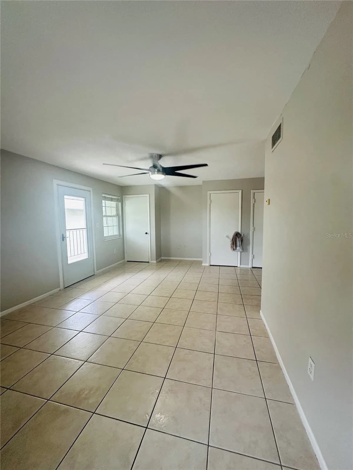 525 CONWAY 5