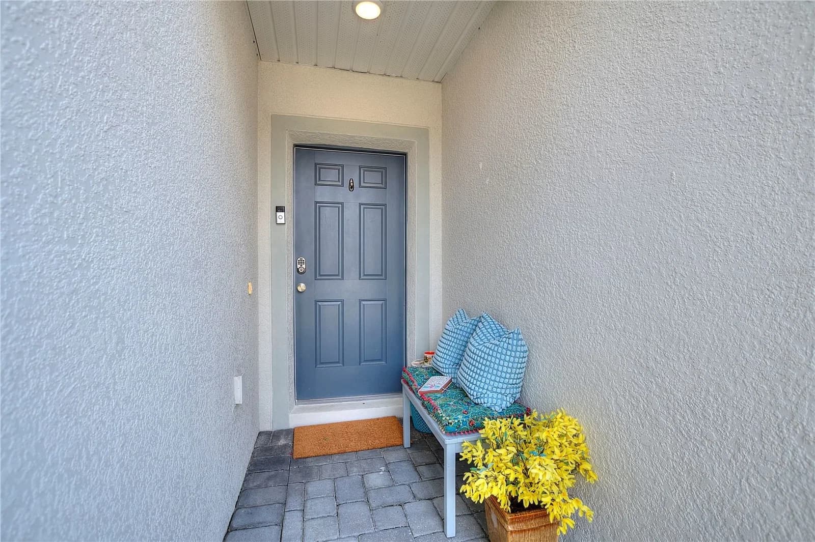1111 OAK BLUFF 3