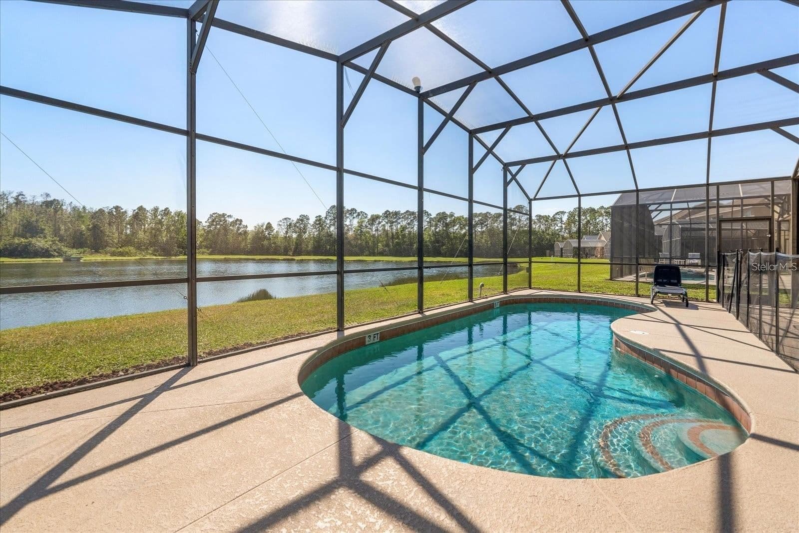 4692 GOLDEN BEACH 5