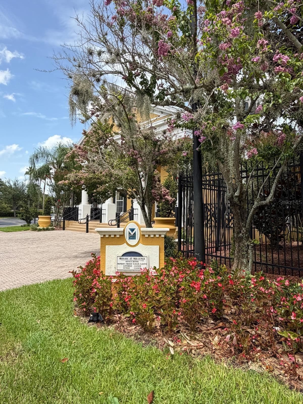 3621 CONROY 5