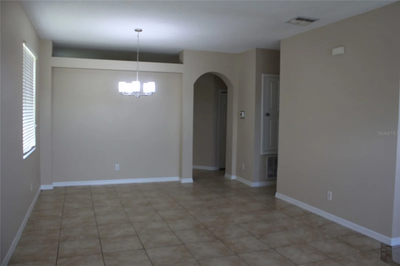 2616 EAGLE CANYON 4
