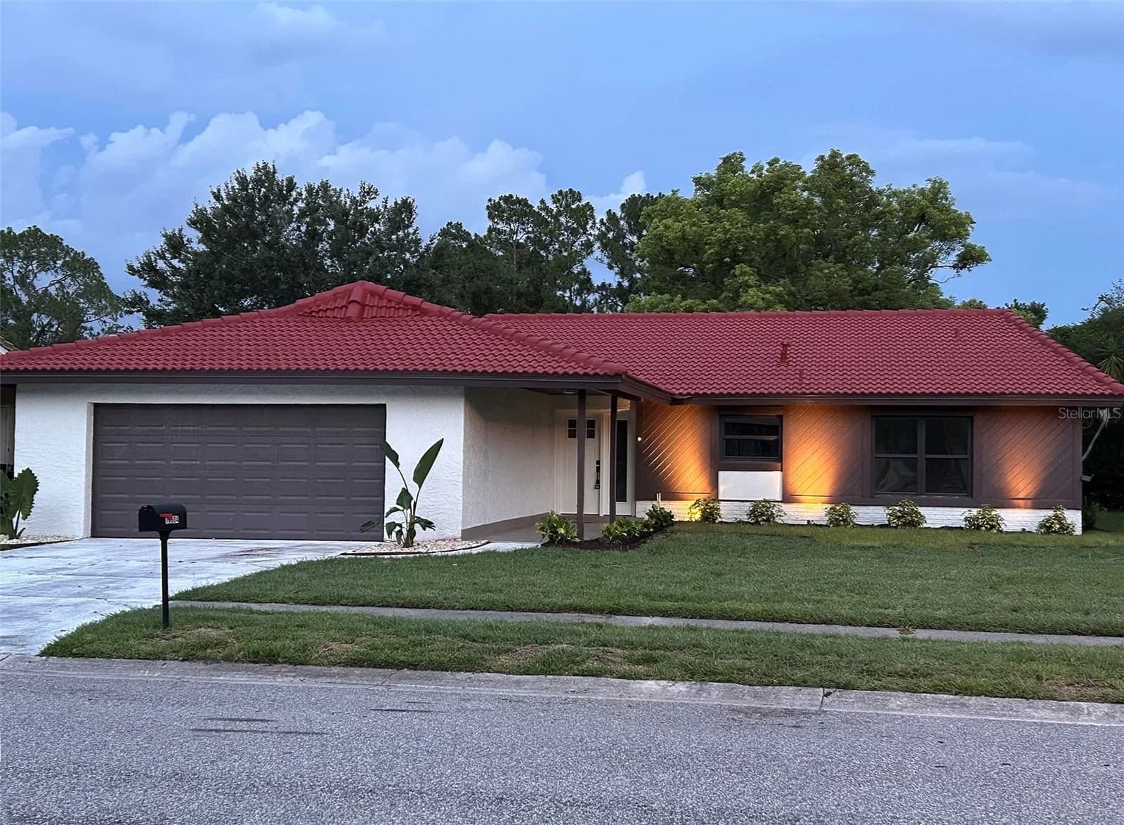 10604 WHITMAN, Orlando, FL 32821 3