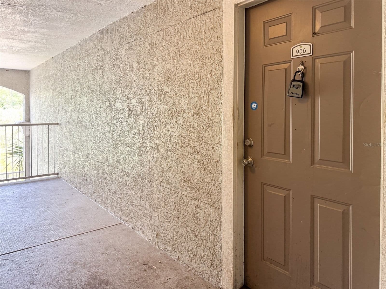 3373 KIRKMAN, Orlando, FL 32811 3