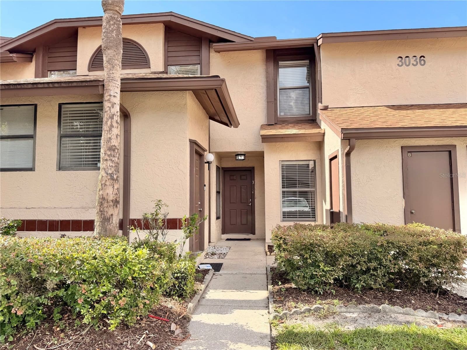 3036 SEMORAN, Orlando, FL 32822