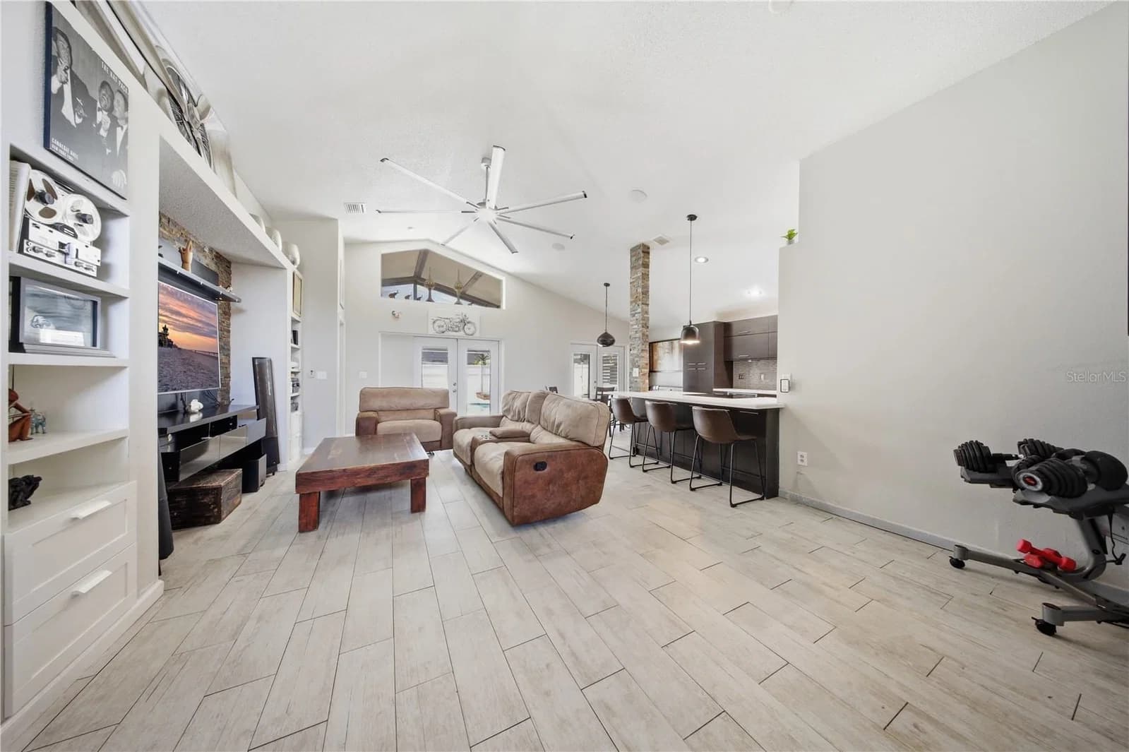 4321 BAYSIDE 3