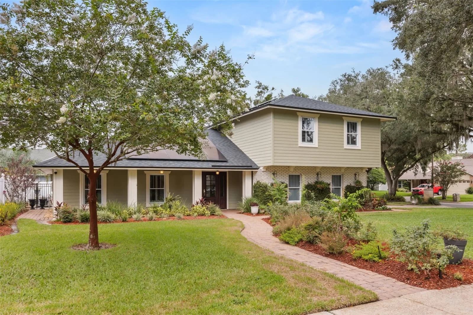900 LENMORE, Orlando, FL 32812