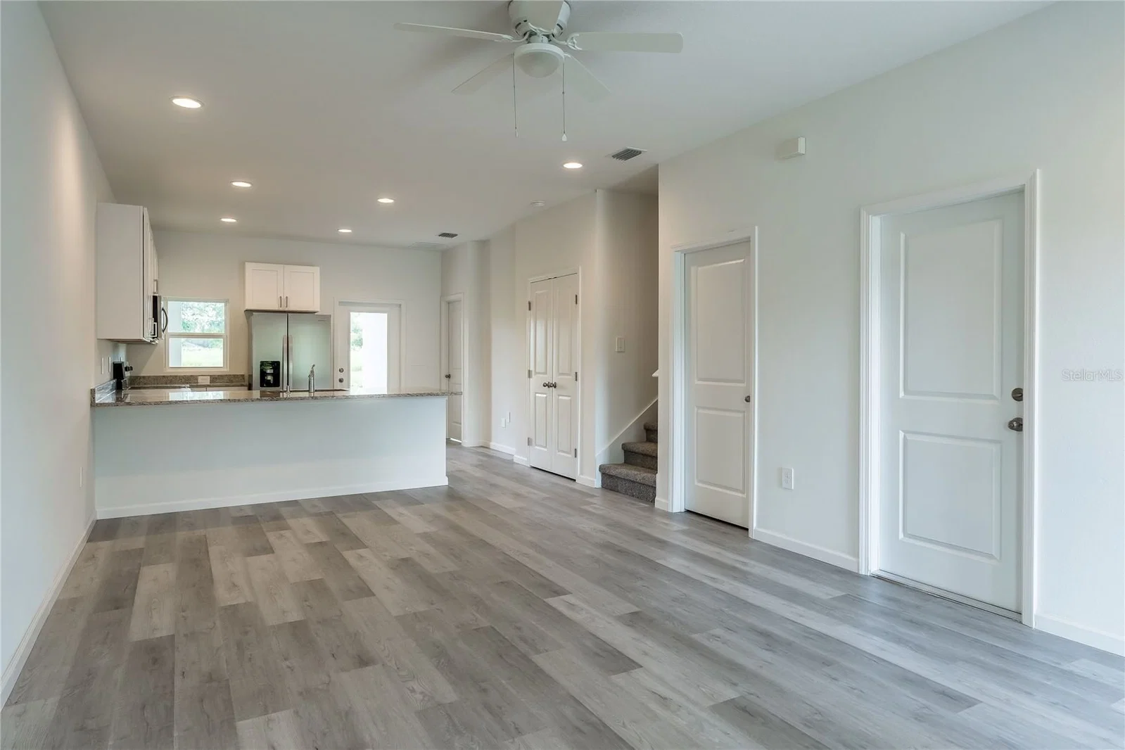 5347 VISTA LAGO 5