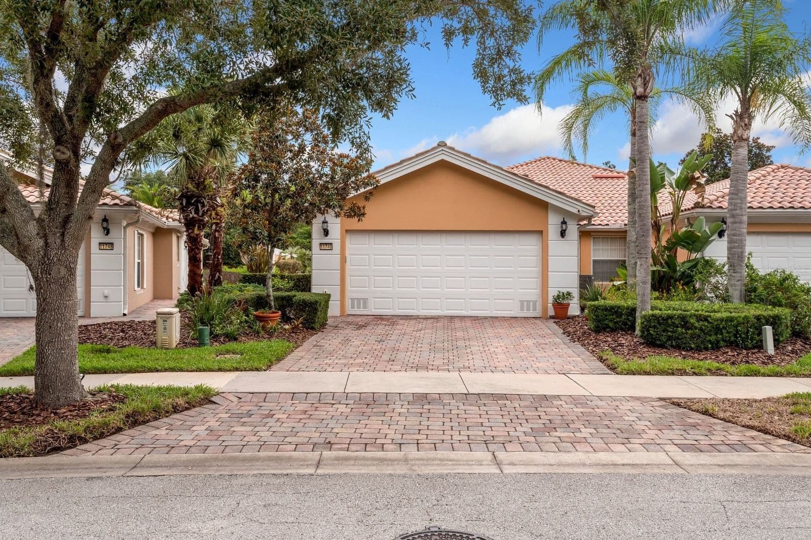 11740 ASTILBE, Orlando, FL 32827 2