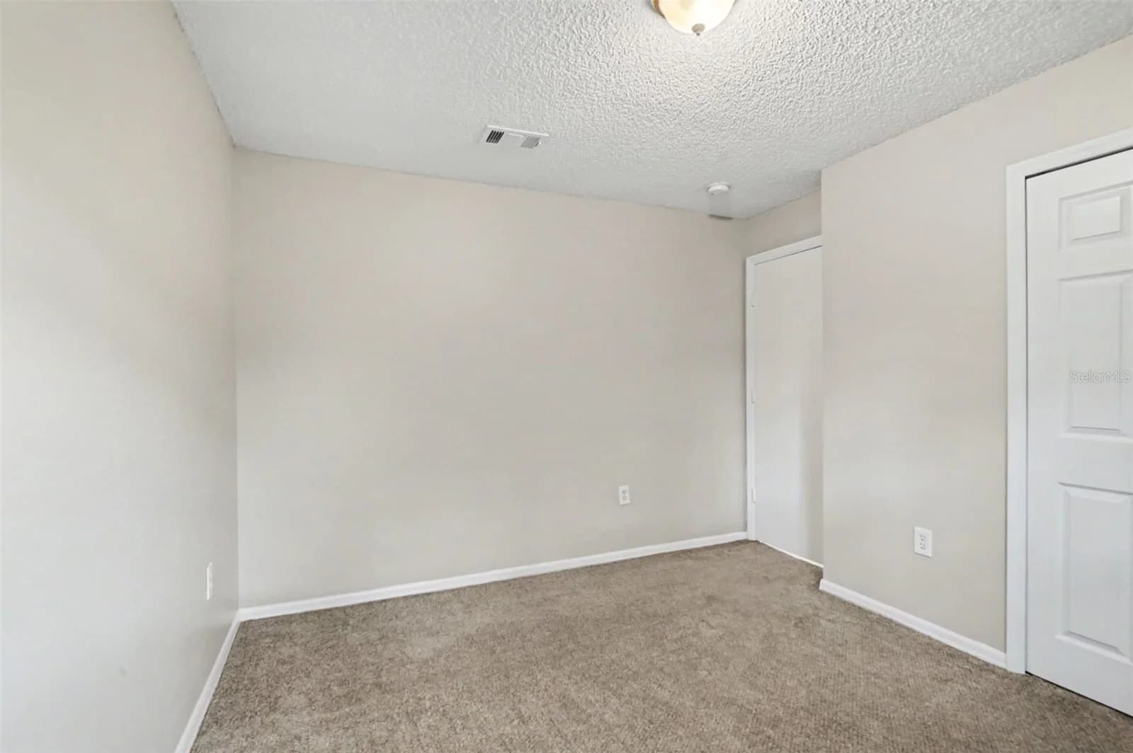 5655 NEW CAMBRIDGE, Orlando, FL 32810 3