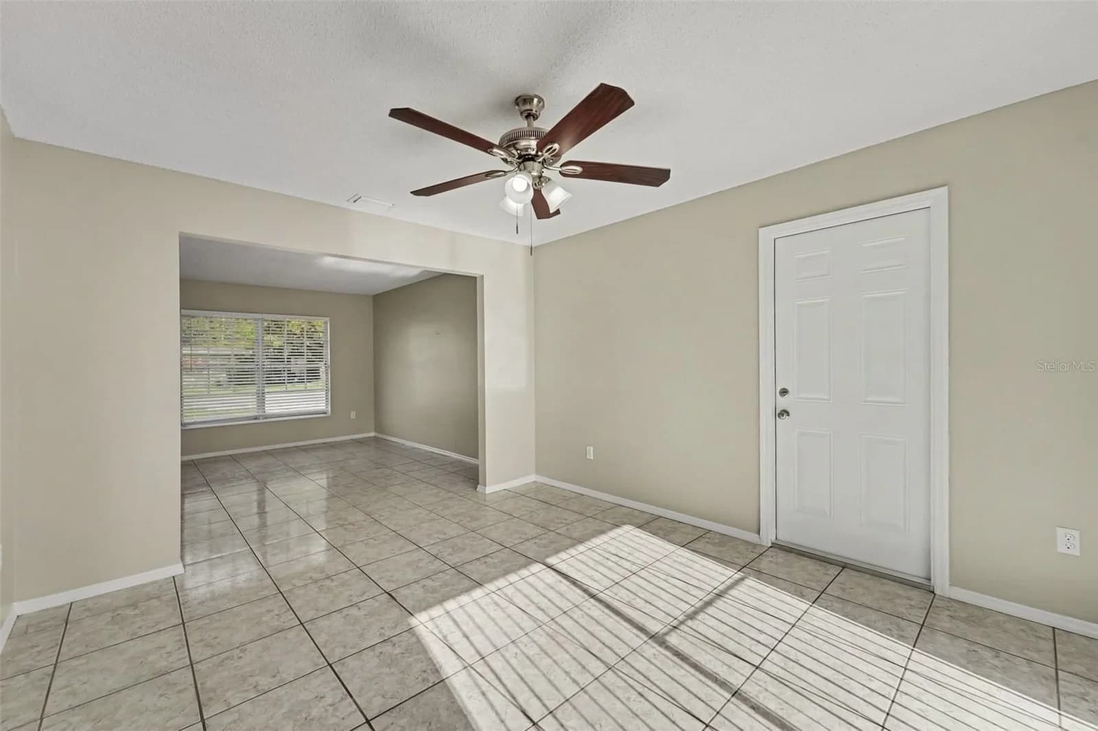1822 JASPER, Orlando, FL 32807 2