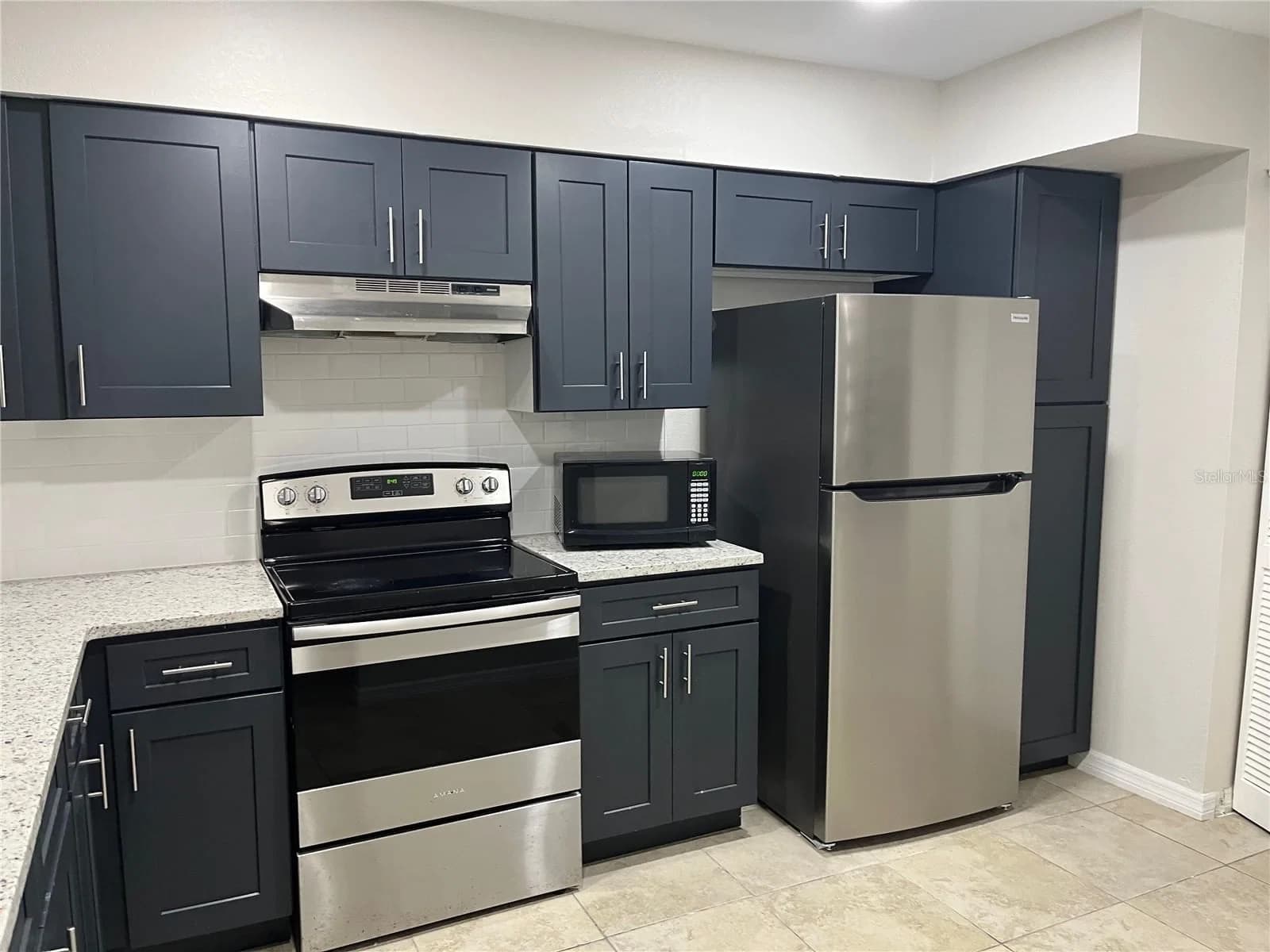 4372 MIDDLEBROOK, Orlando, FL 32811 2