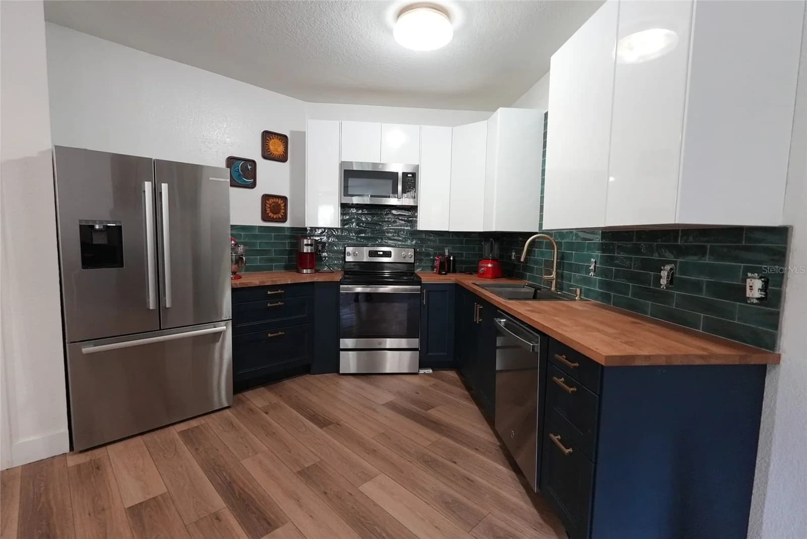 911 ORANGE, Orlando, FL 32801 3