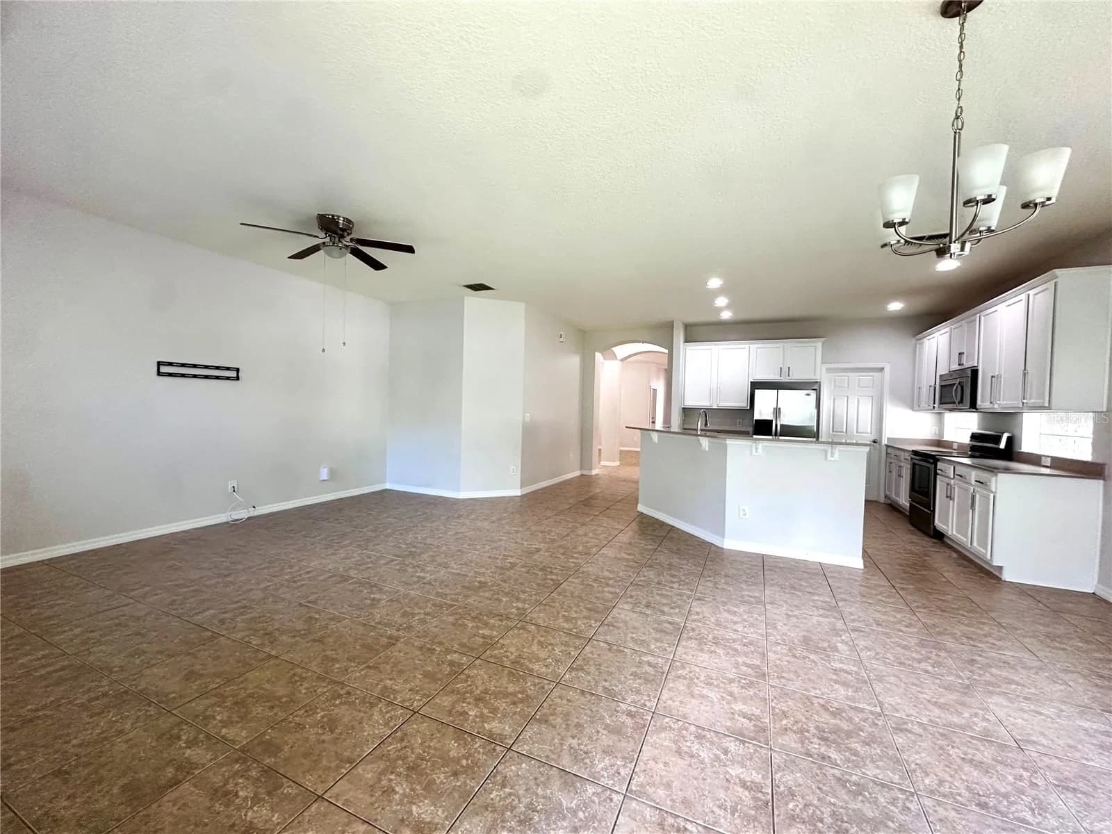8107 NORTHLAKE 5