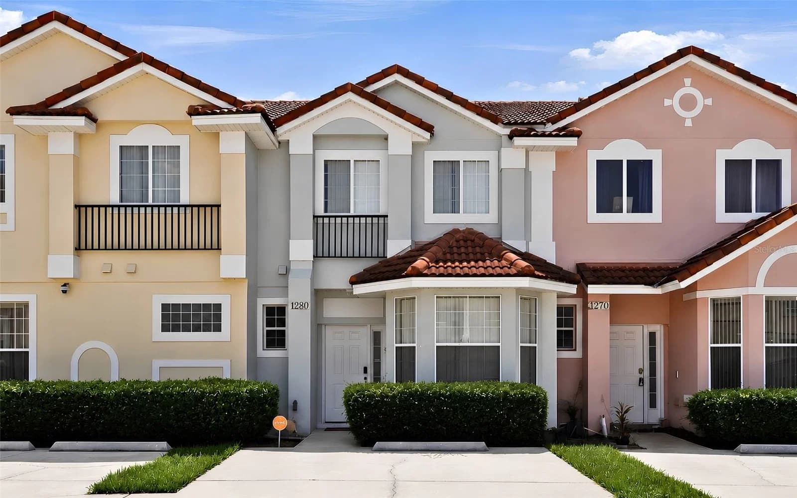 1280 BEACH 2