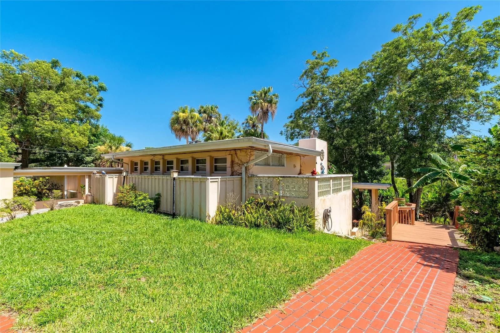 2425 LAKE SUE, Orlando, FL 32803 2