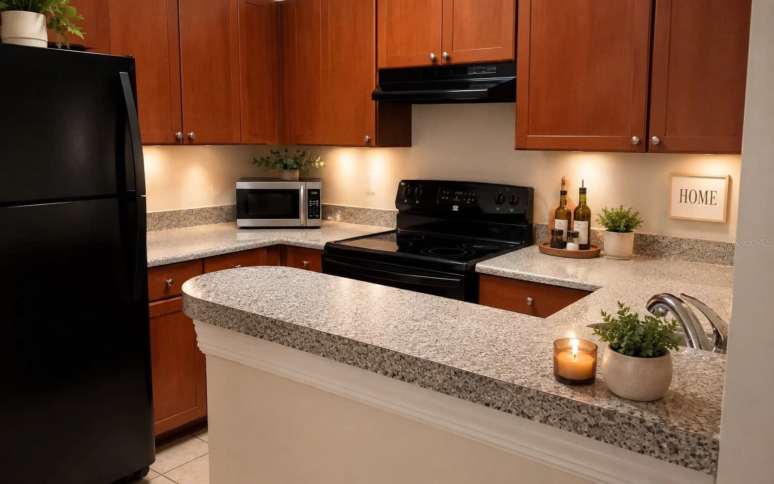 204 SOUTH, Orlando, FL 32801 3