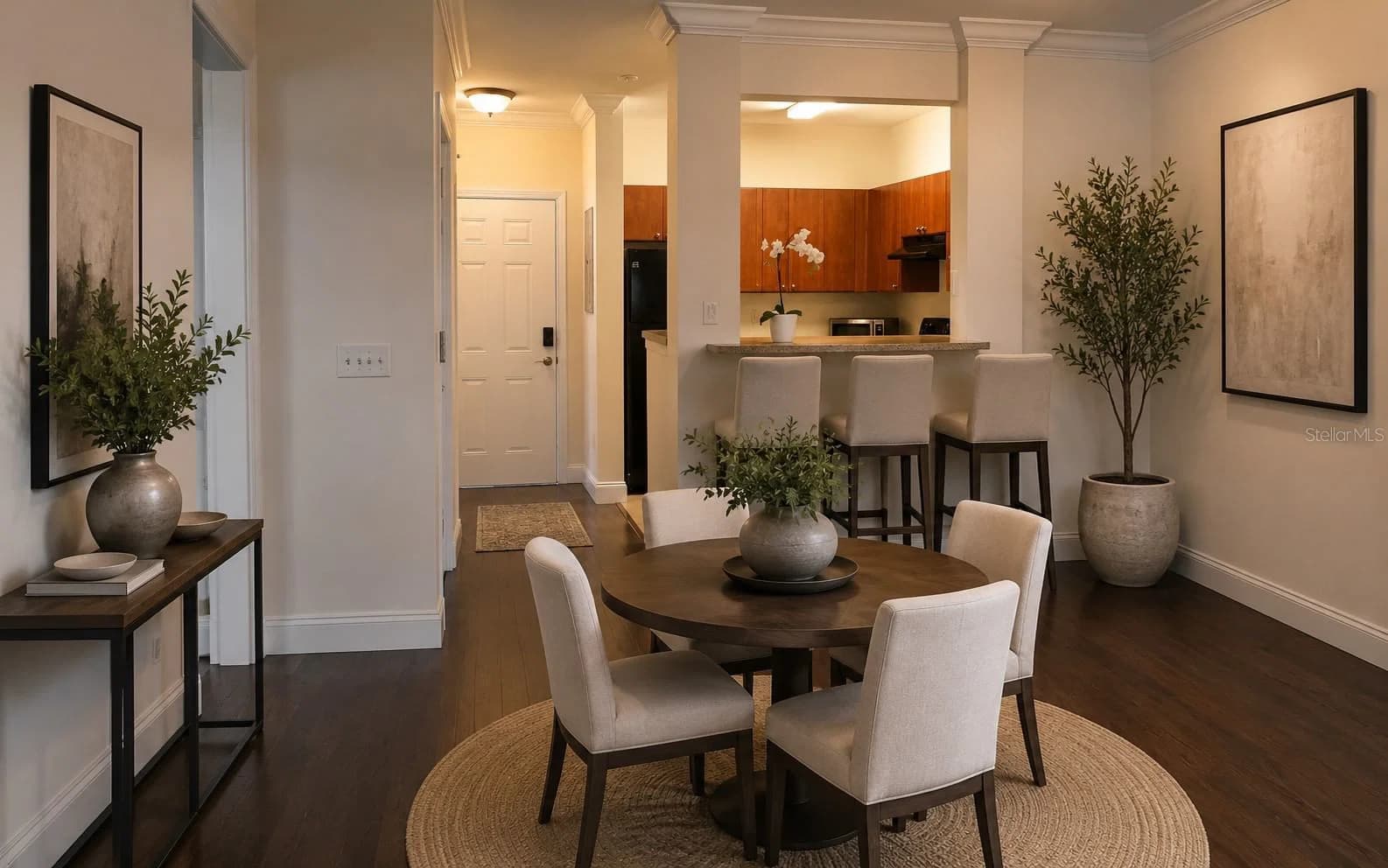 204 SOUTH 4