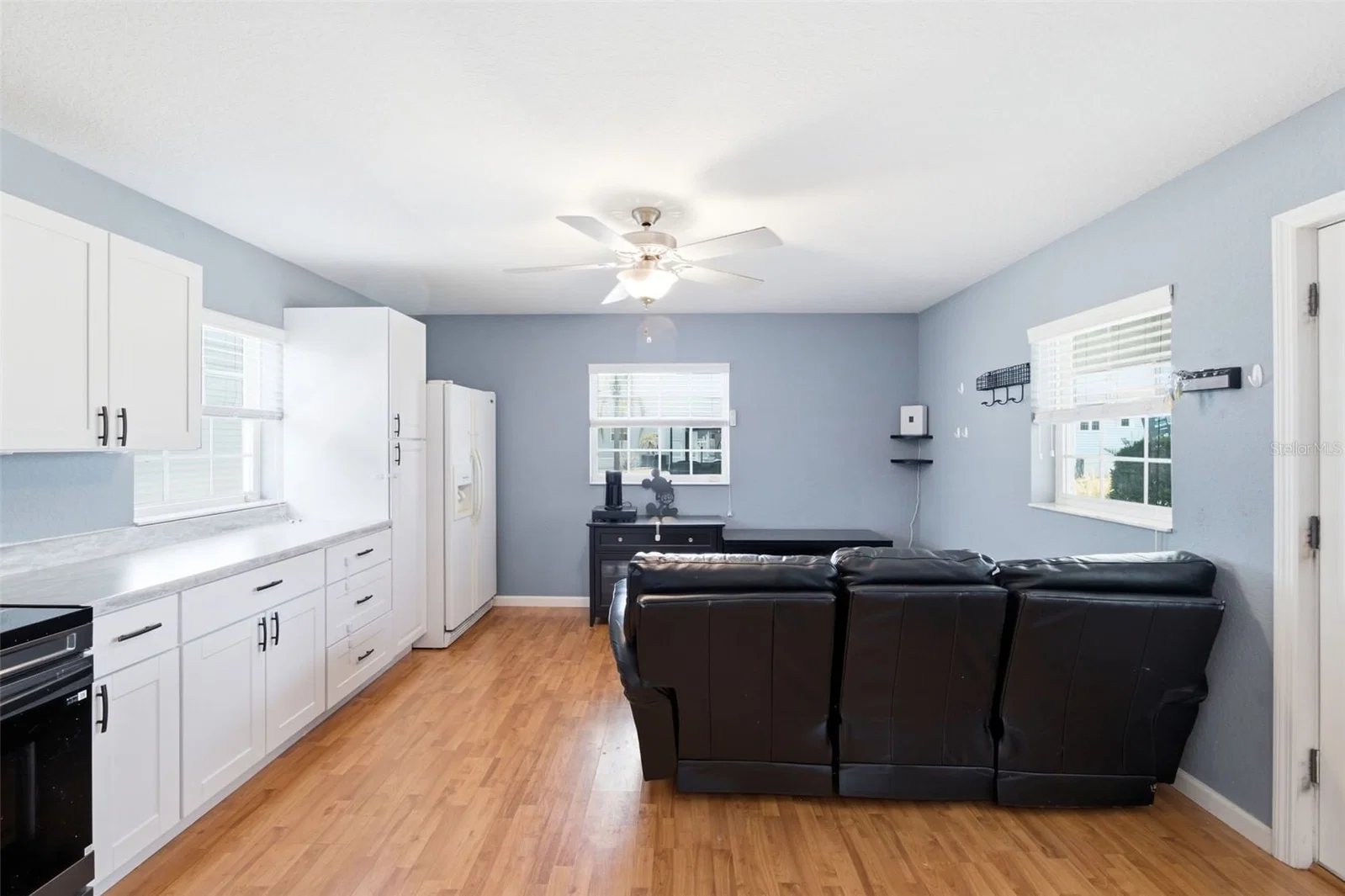 220 ST GEORGE 5