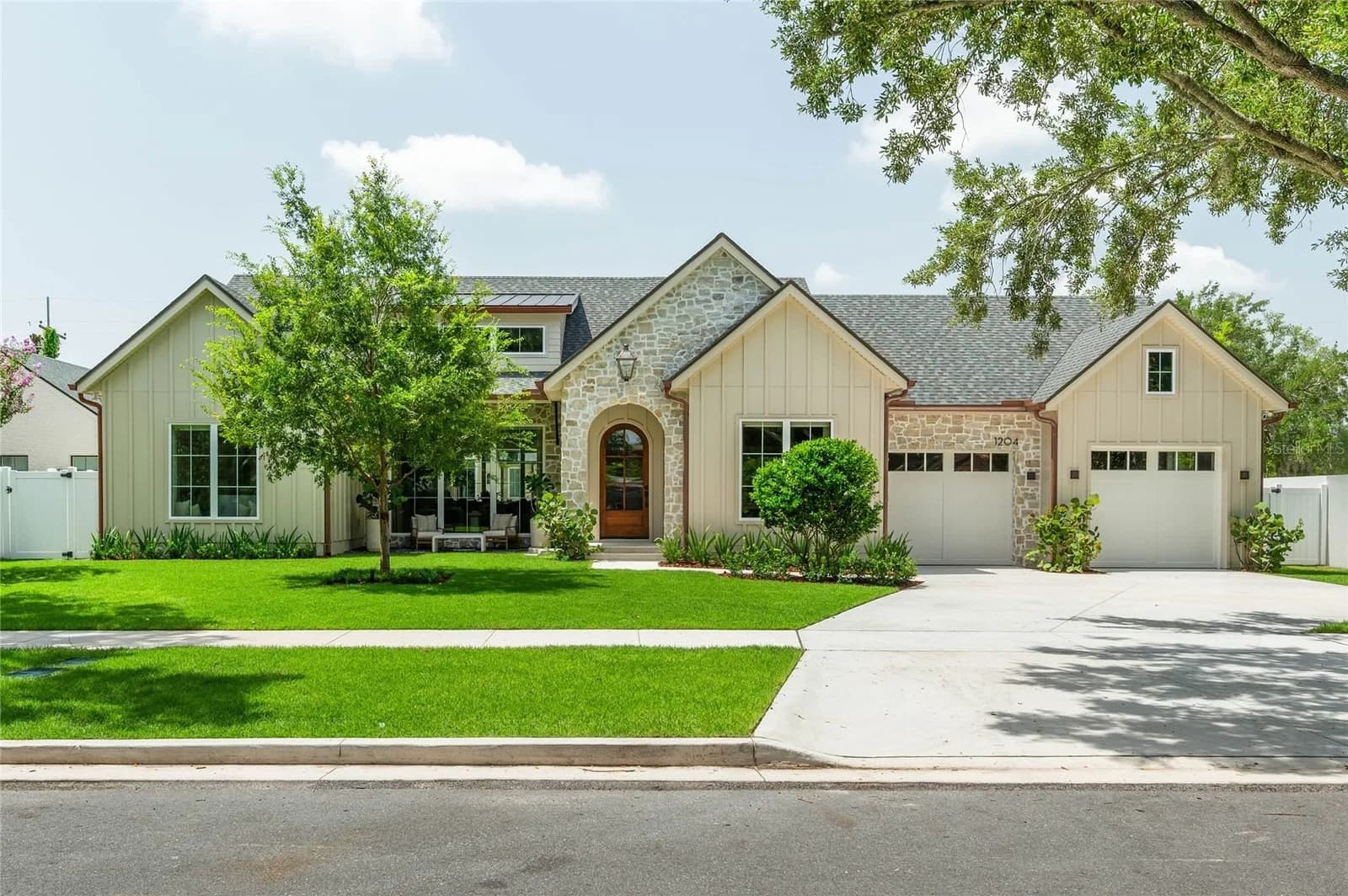 1204 NOTTINGHAM, Orlando, FL 32803 2