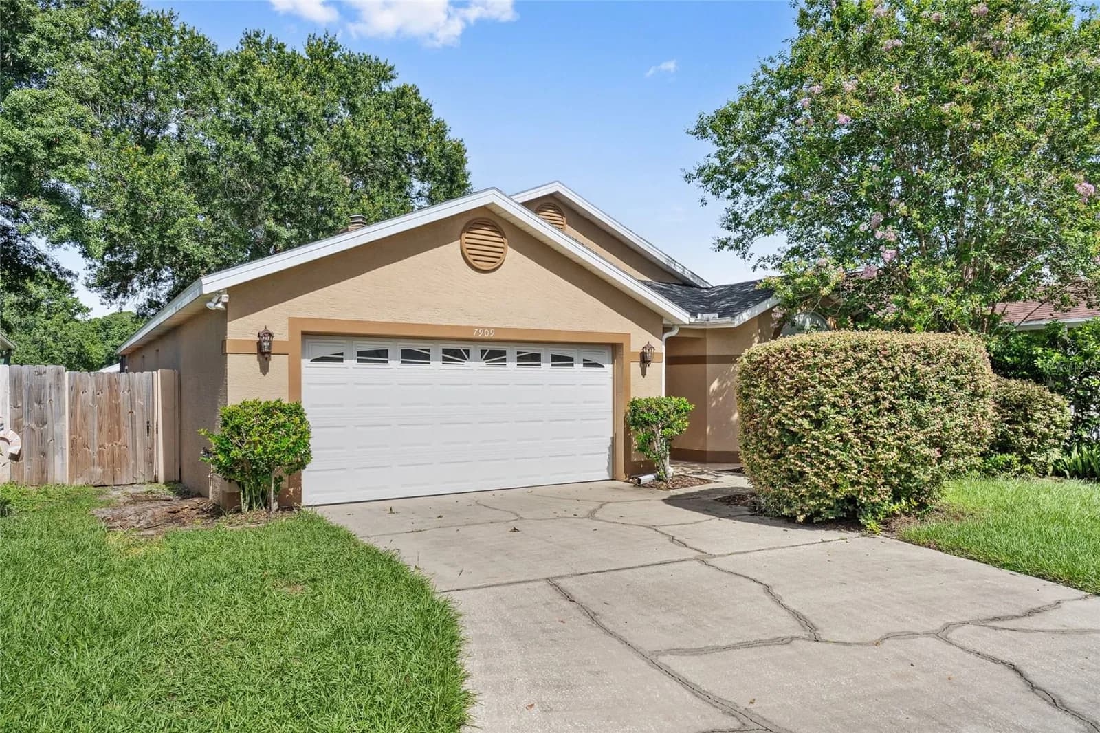 7909 WALDORF, Orlando, FL 32817