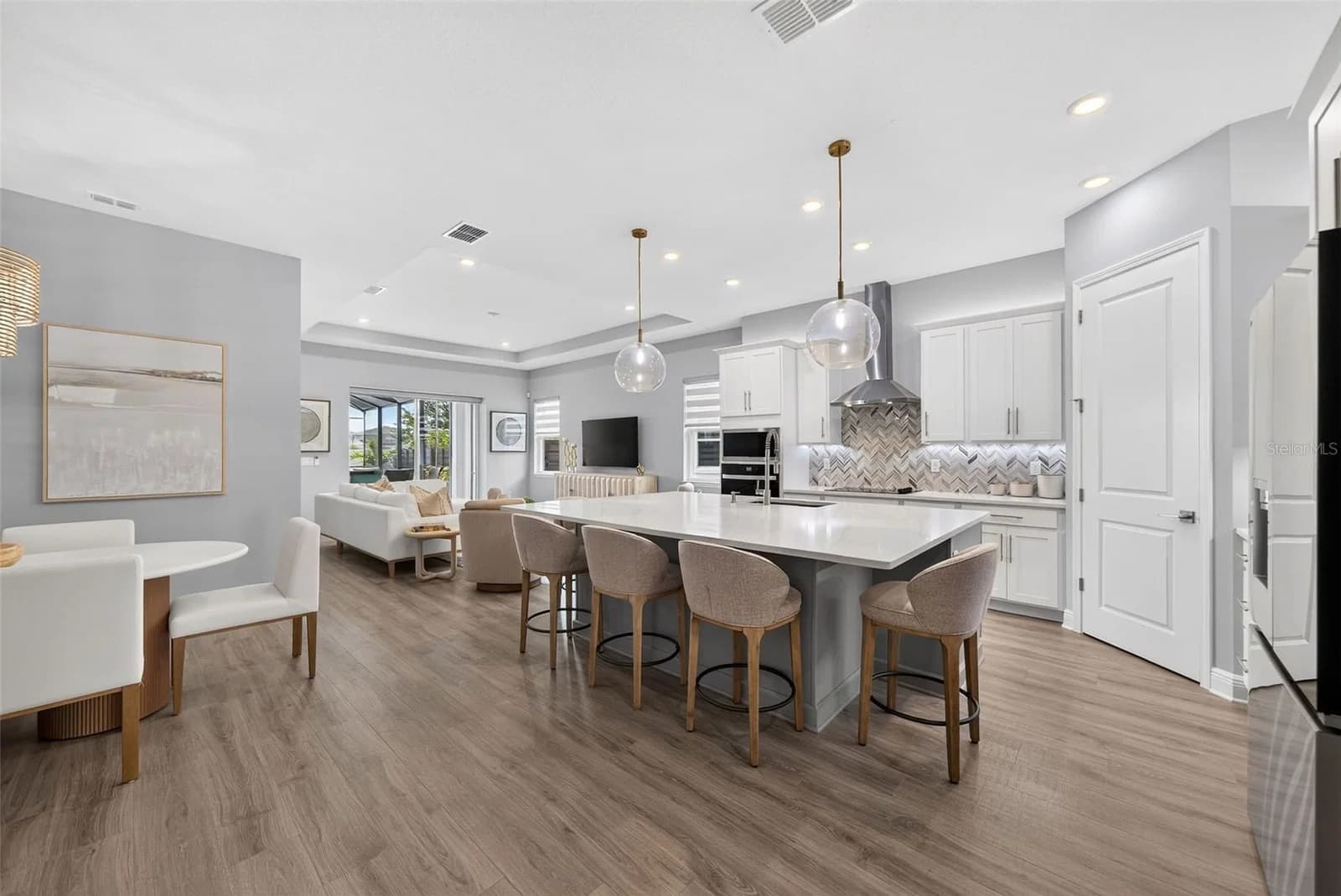 13175 MCMILLAN 5