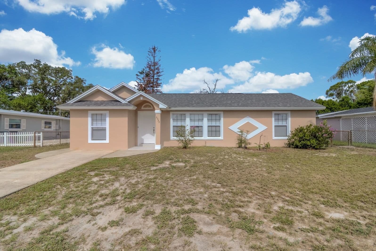 2322 VINCENT, Orlando, FL 32817