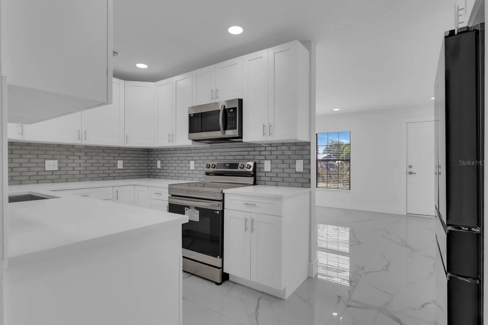 2322 VINCENT, Orlando, FL 32817 3