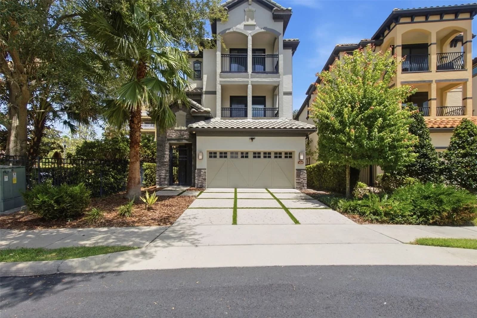 7689 TOSCANA, Orlando, FL 32819 2