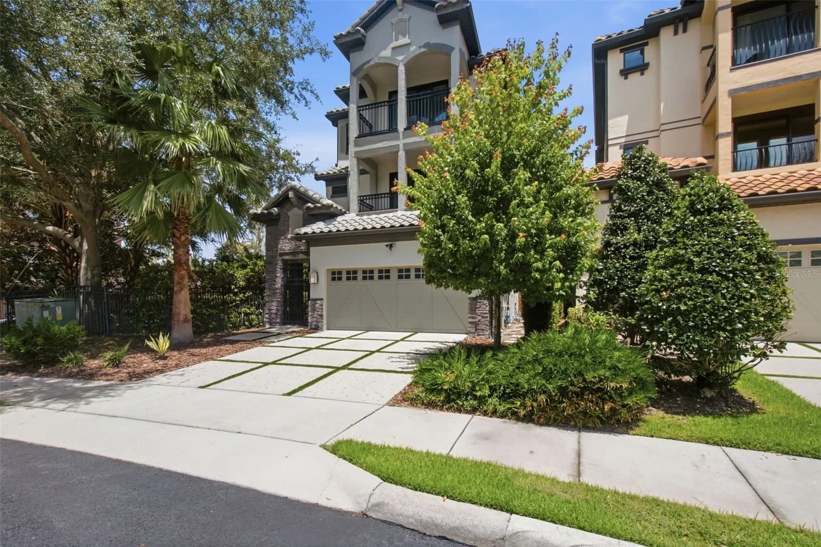 7689 TOSCANA, Orlando, FL 32819 3