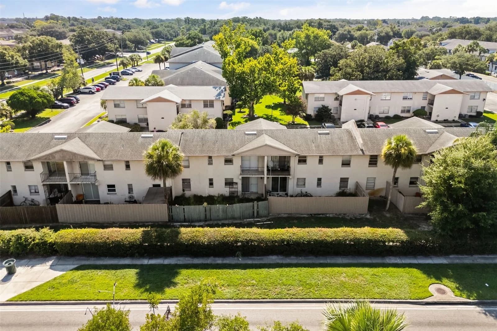 1910 HONOUR, Orlando, FL 32839 2