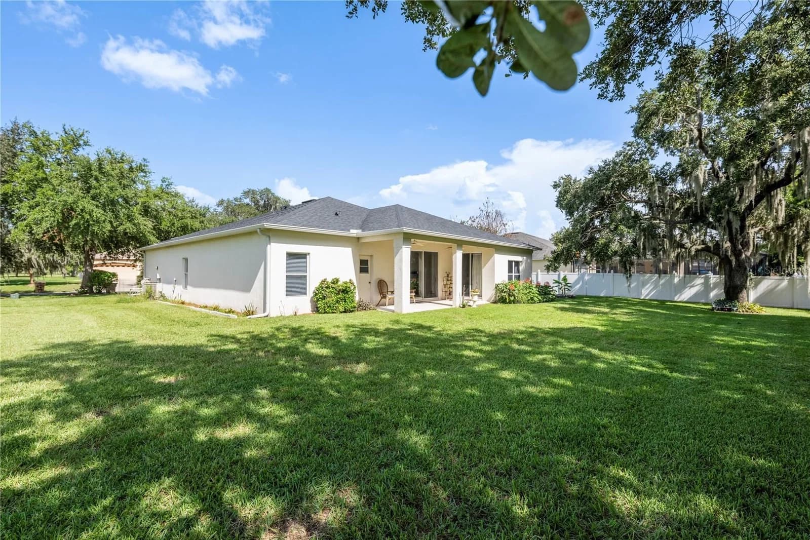 3192 WATERBRIDGE 4