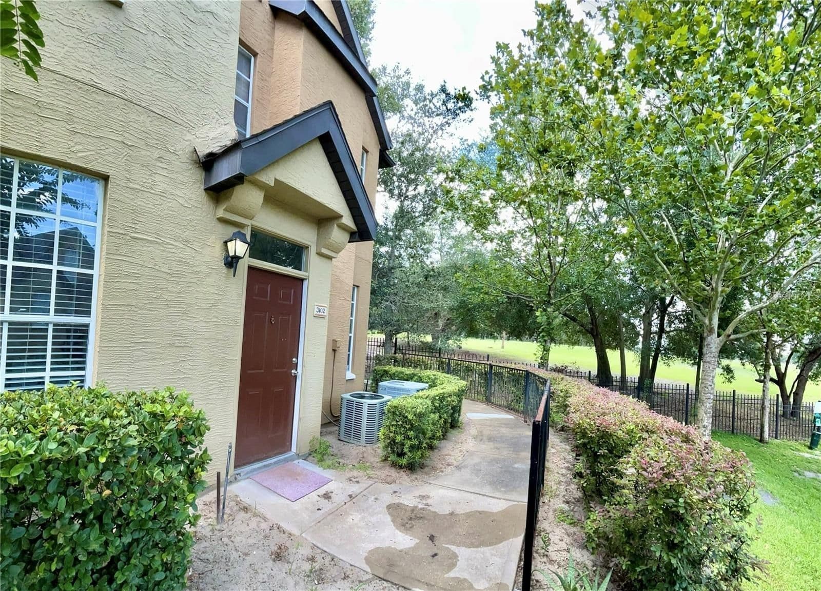 6424 RALEIGH 3