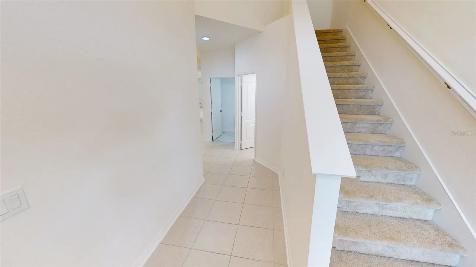 8331 BAYLISS, Orlando, FL 32825 2