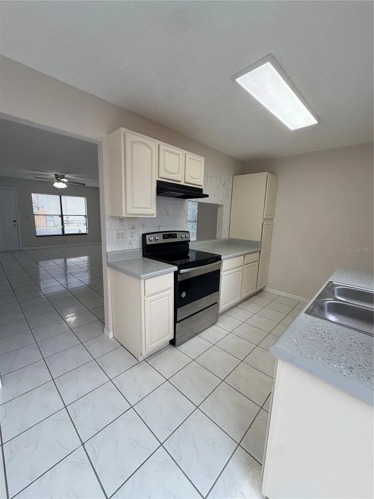 1625 LONG RIDGE 5