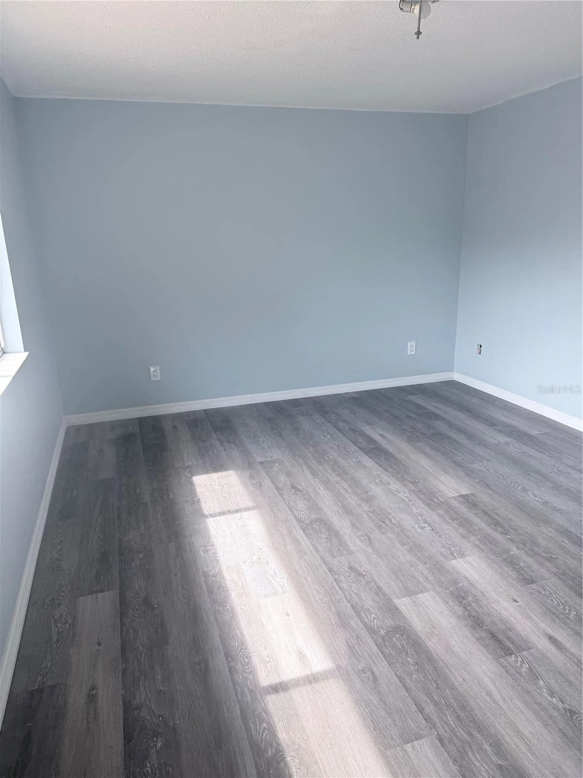 4530 LIGHTHOUSE 4