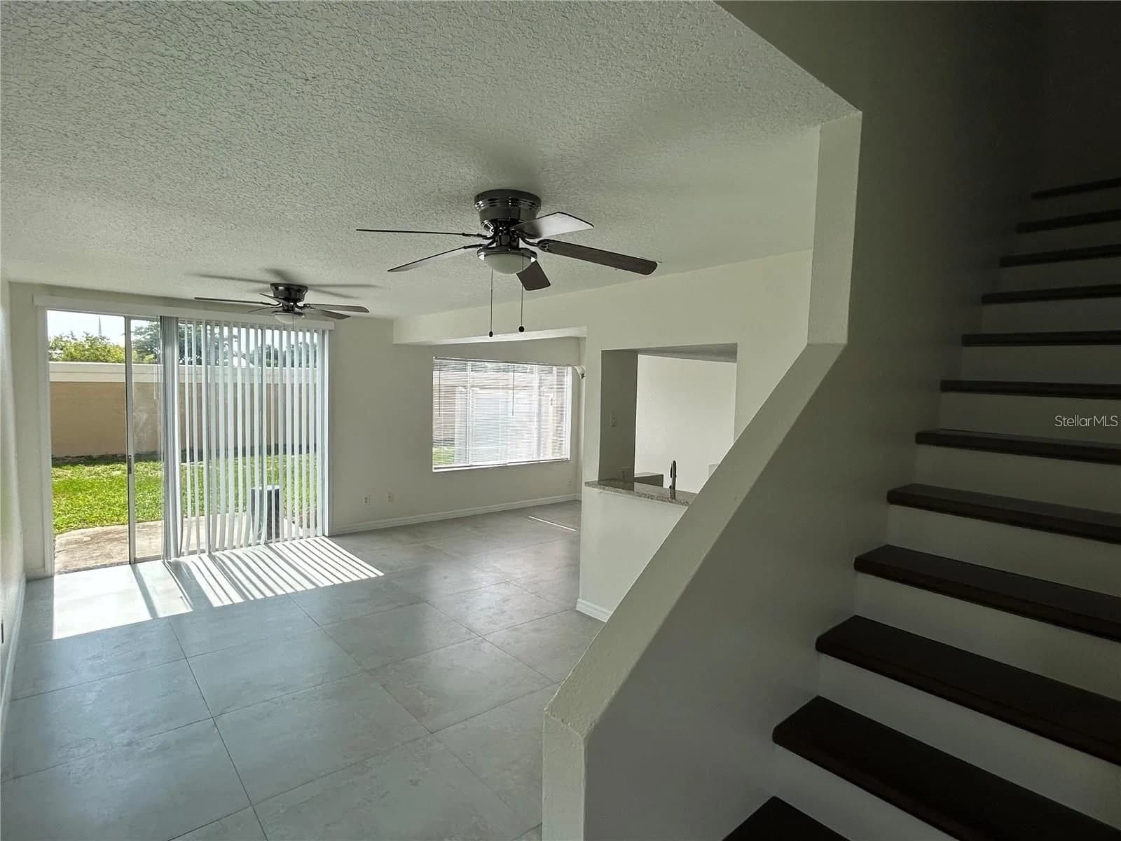 202 WASHINGTON PALM 2