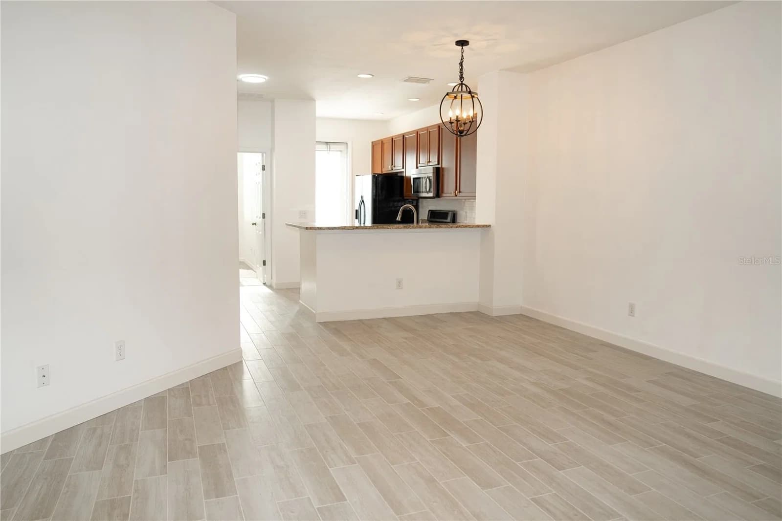 8481 LEELAND ARCHER 4