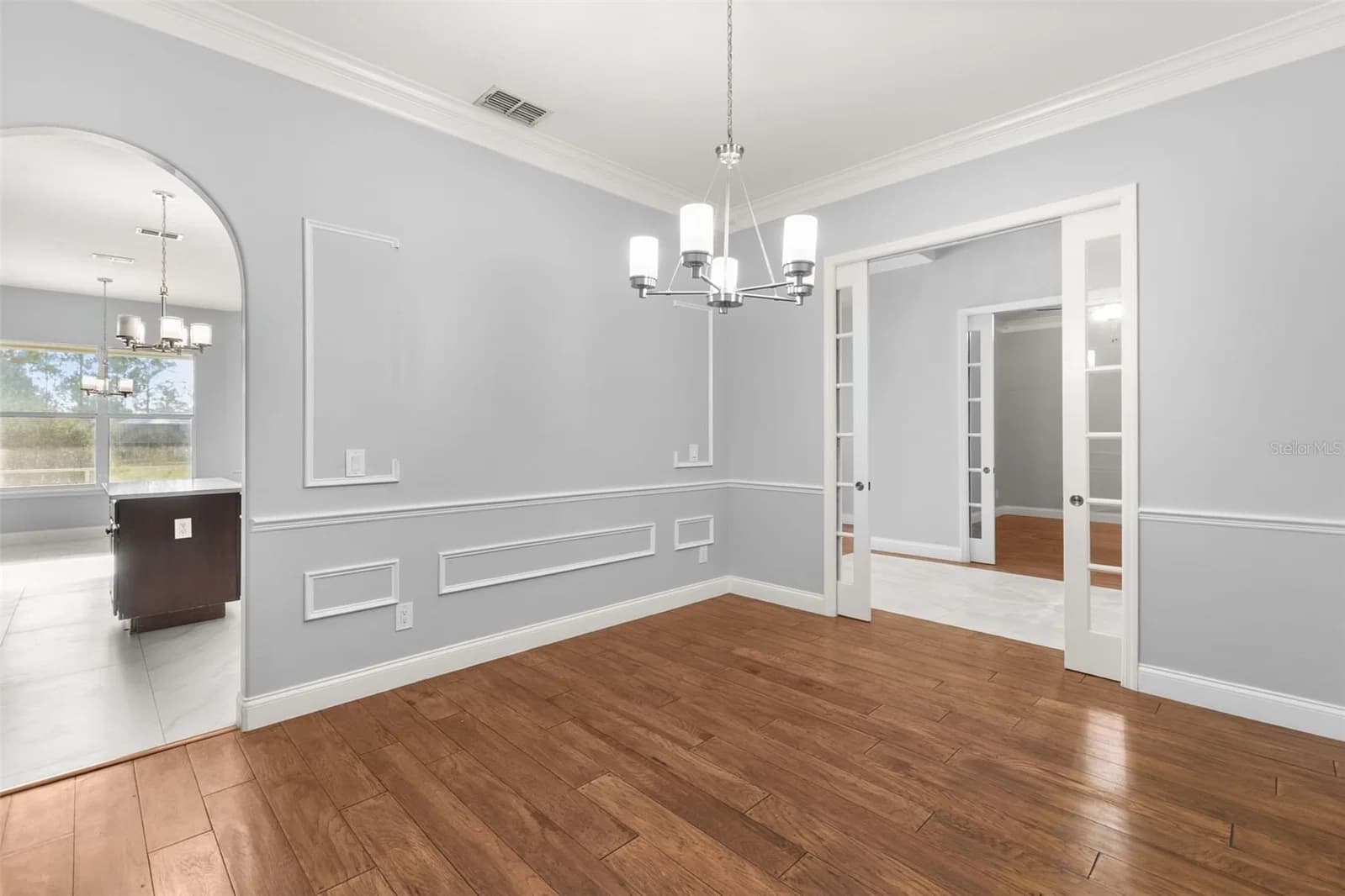 3267 BANCROFT 5