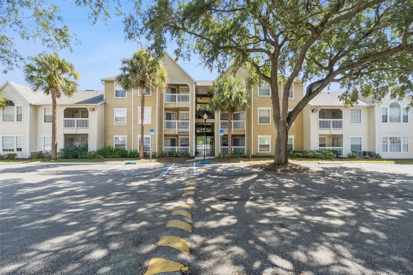 1039 HIAWASSEE, Orlando, FL 32835