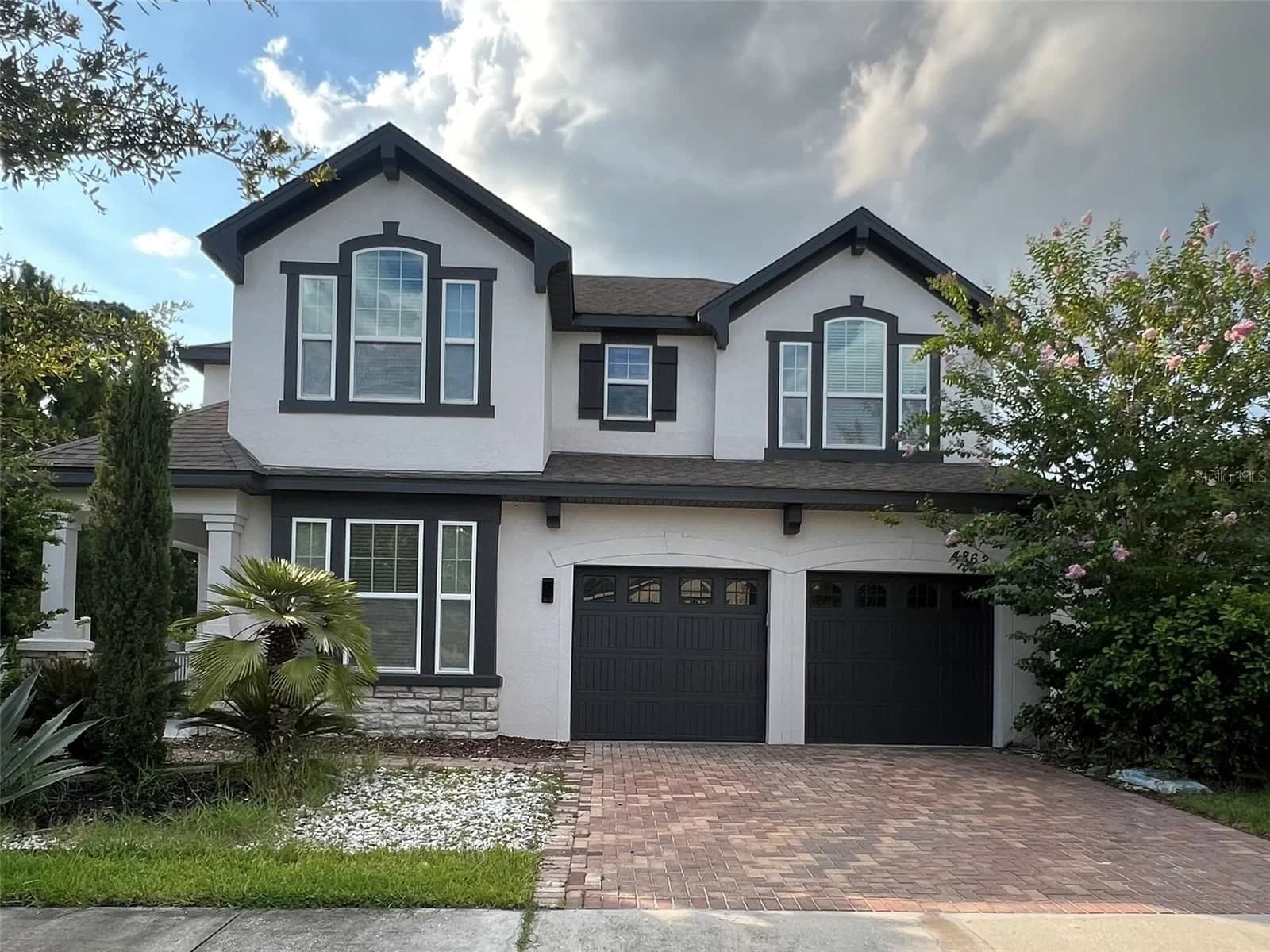 4862 SOUTHLAWN 2