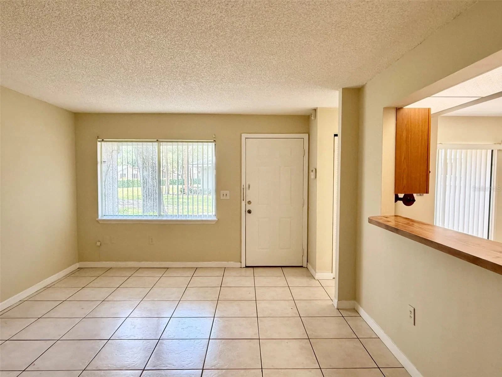 4562 PHEASANT RUN 5