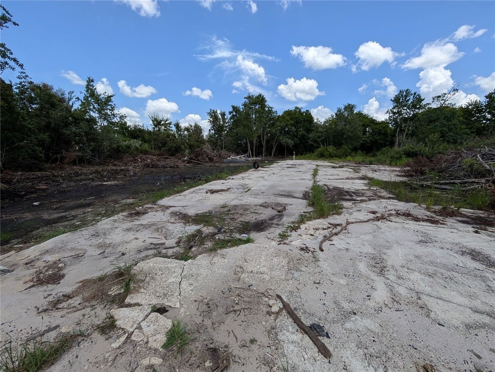 18847 JEFFERSON, Orlando, FL 32820 3