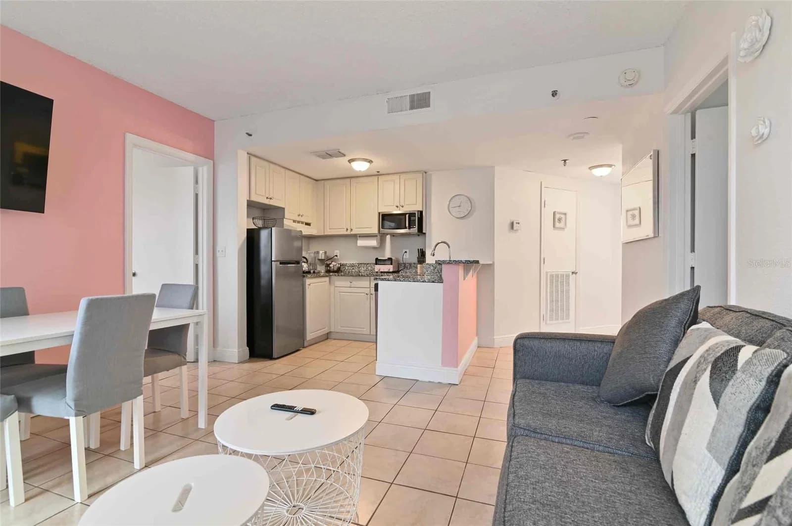 6165 CARRIER, Orlando, FL 32819 3