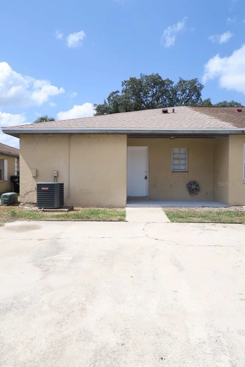 1513 SOPHIE, Orlando, FL 32828 2